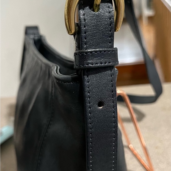 Coach Vintage Helsy Top zipper closure Bag # 4121 - Picture 3 of 11